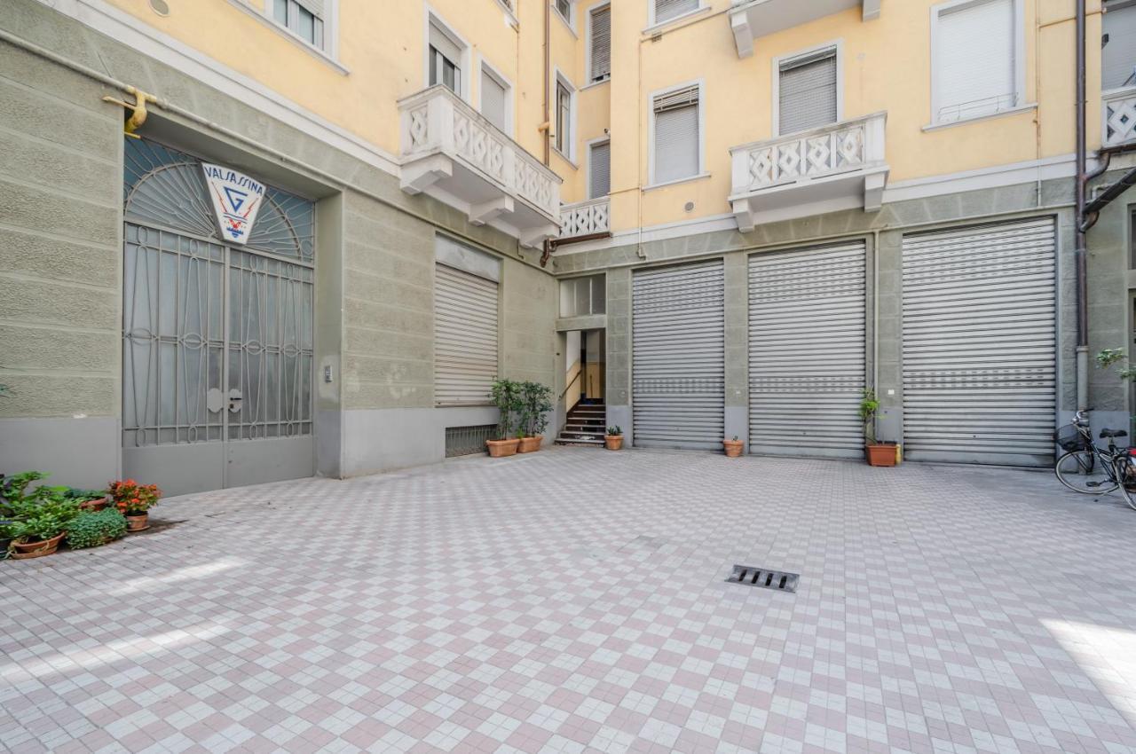 Lovely Apartment In Milano-Porta Romana W/ Balcony 외부 사진